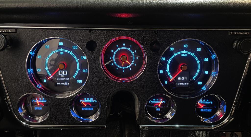 Dakota Digital RTX Gauges - 67-72 C10