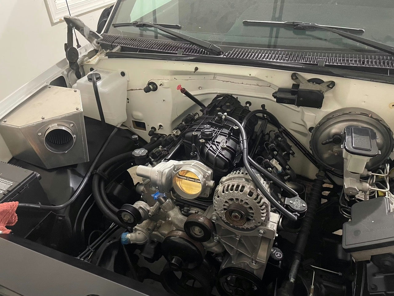 Pro Performance Air Shield, Passenger Side - 88-98 GM Truck / 92-99 SUV