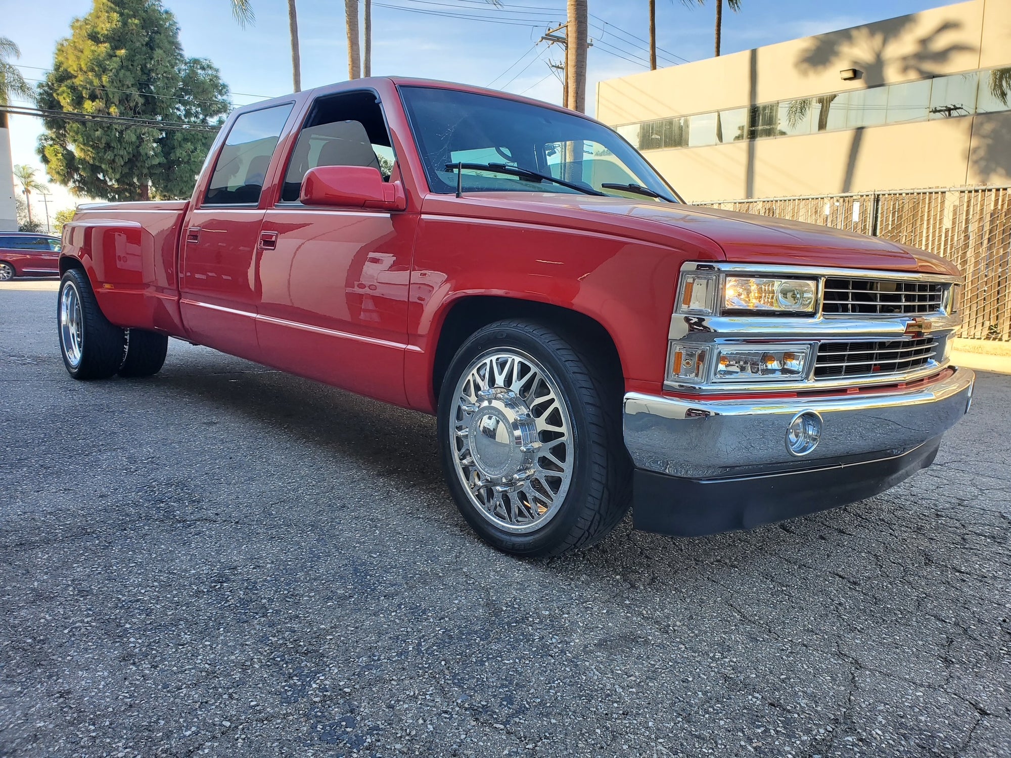 Dually Design Co - The Mesh - Forged (Lowered OBS Dually)