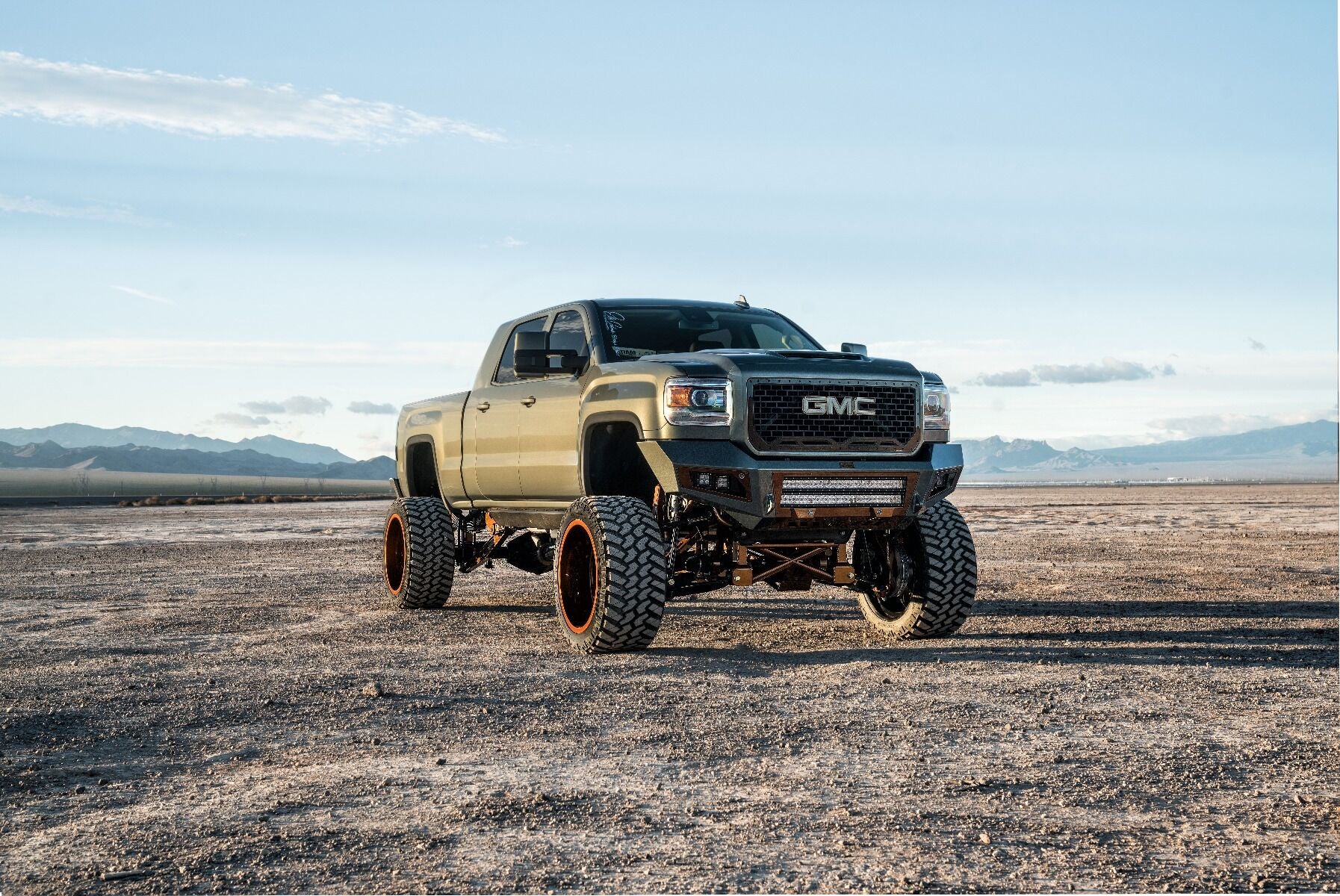 Cognito Performance Lift Kit, 12" - 2.0 PSRR Fox Shocks - 11-19 GM 2500/3500