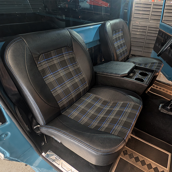 Titan 22" Universal Bucket Seat Set