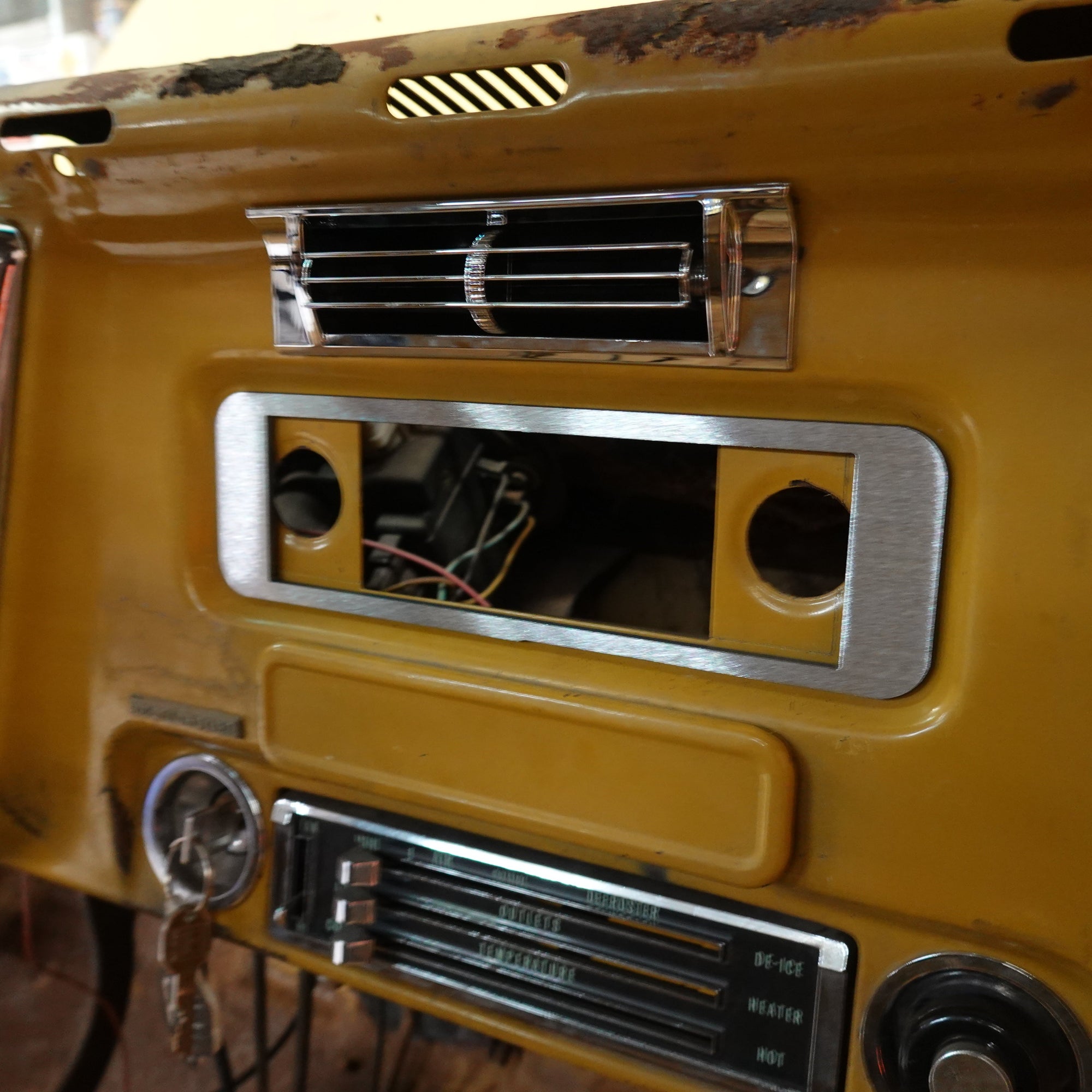 Titan 1967-1972 C10 Single Din Stereo Plate