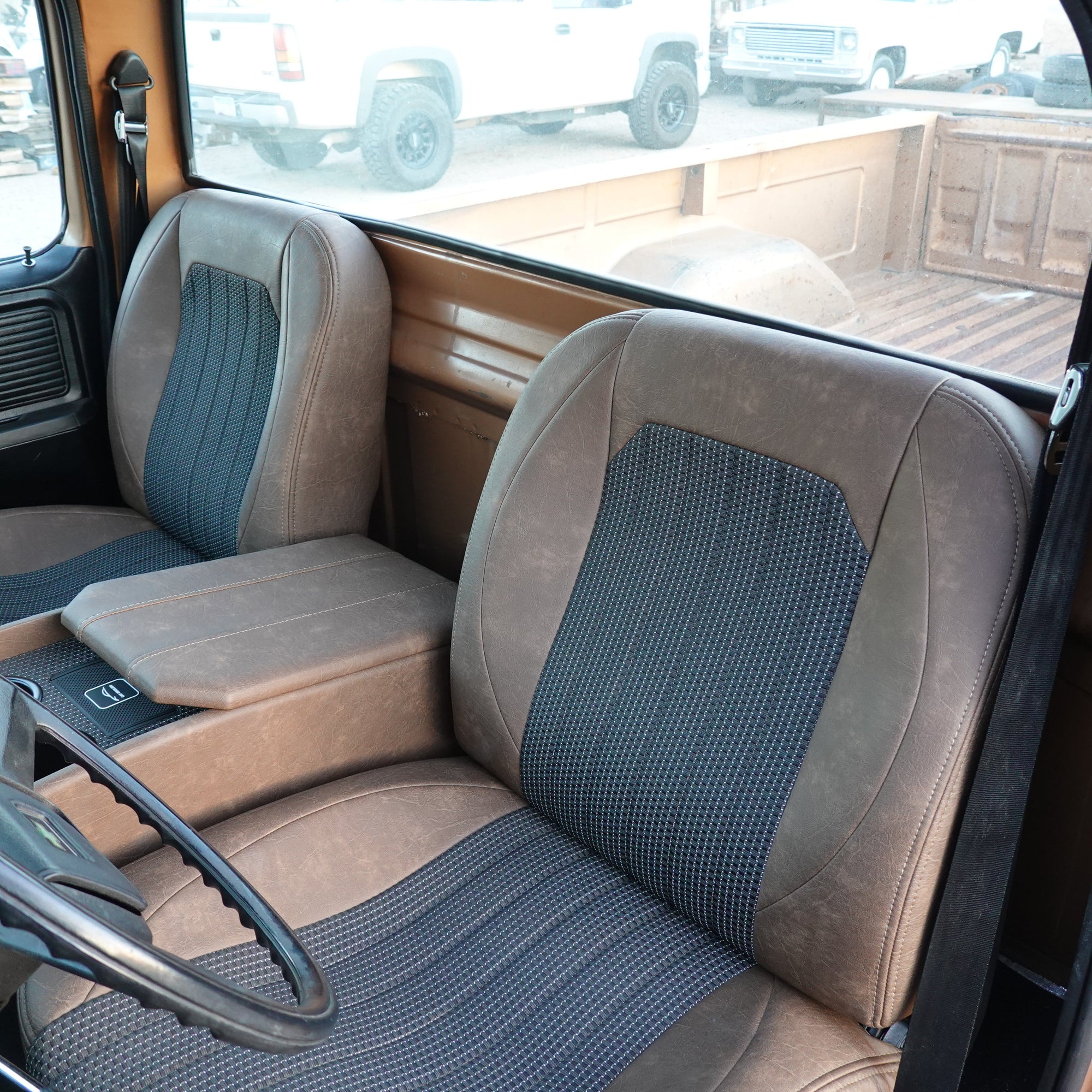 Titan 1973-1987 GM Truck Bucket/Center Console Package