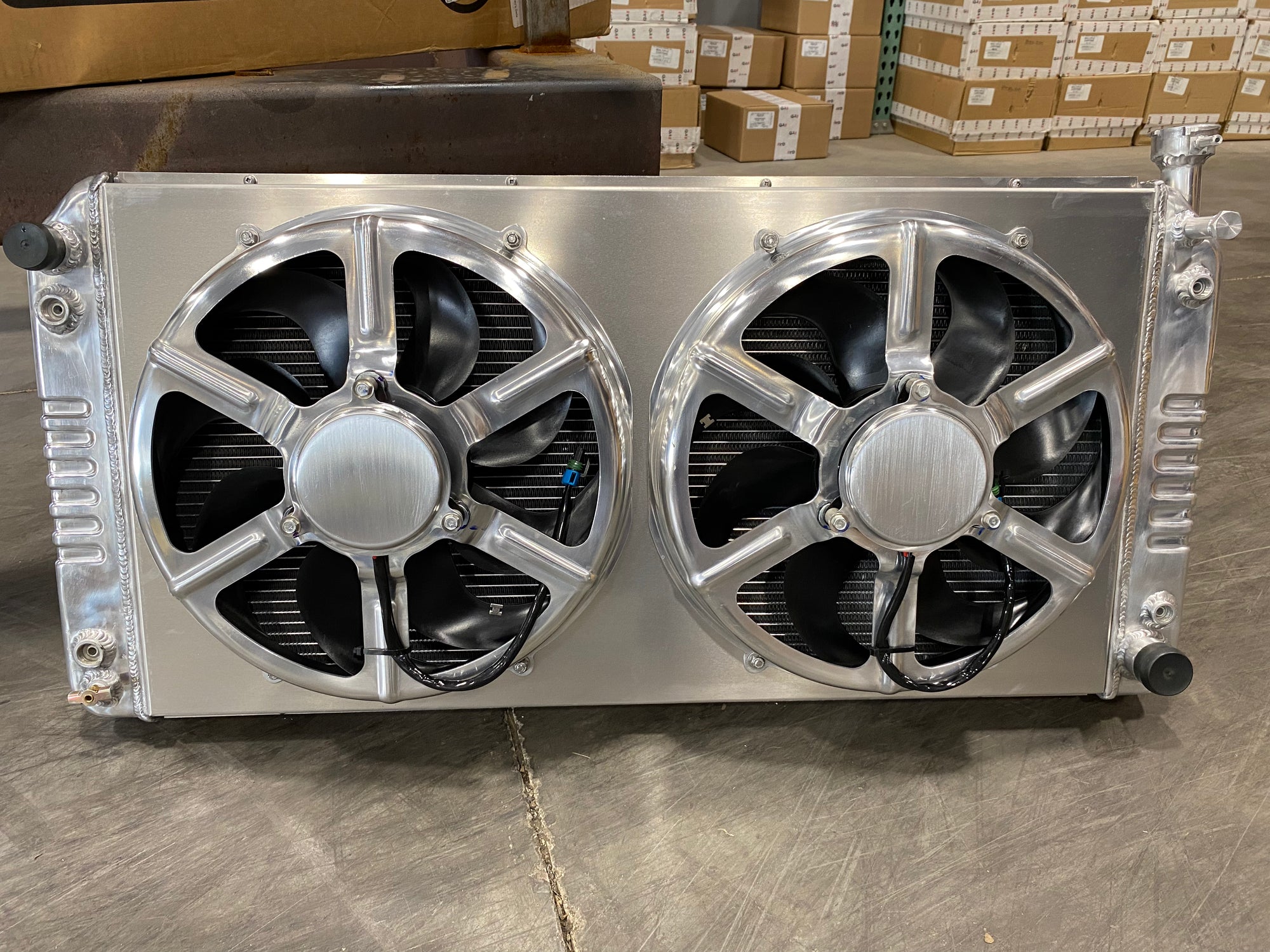 ECP Radiator 95-98 Truck Aluminum Radiator - 40" Wide - Dual 16" fans
