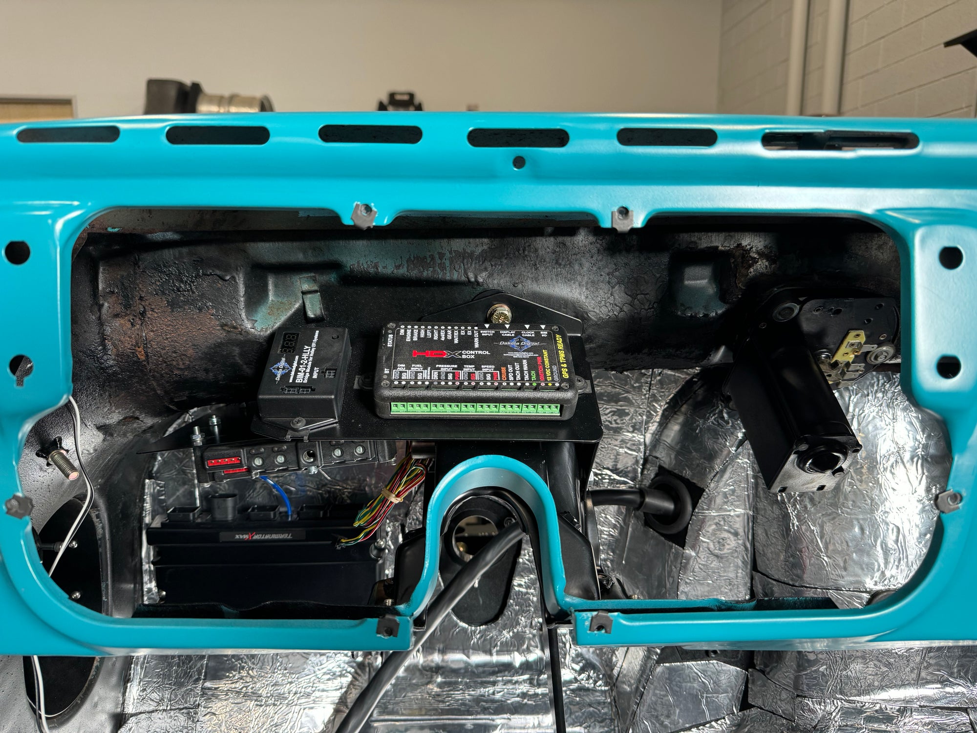 Mounting Bracket for Dakota Digital - 67-72 C10