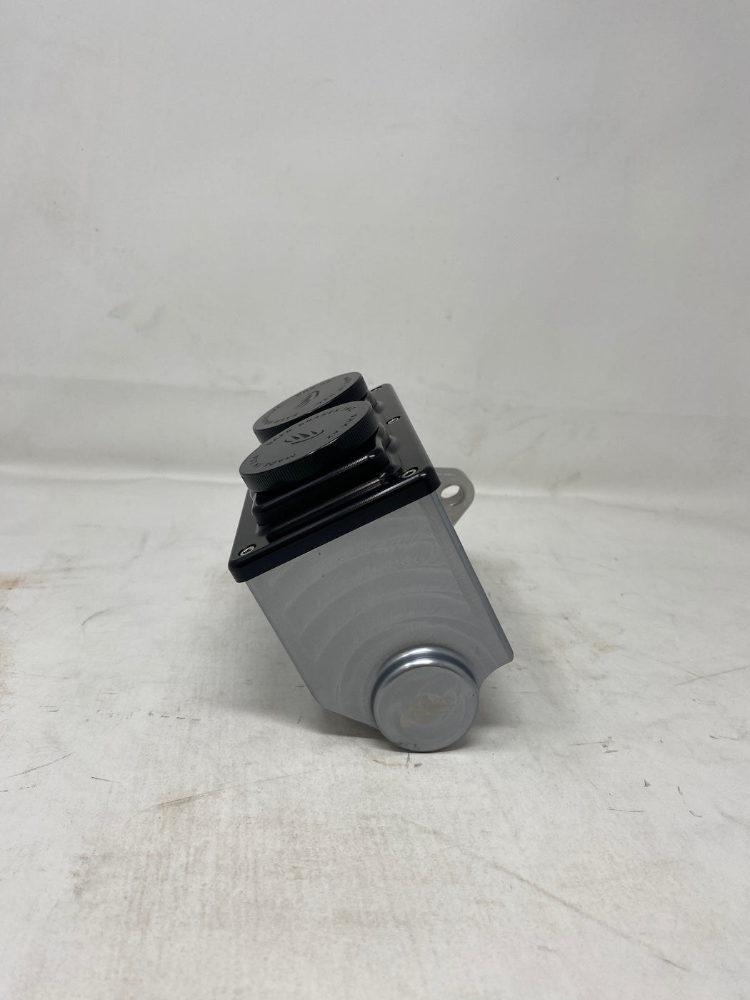 BLEM Remaster (40) - Gray - Left Port - 1-1/8"