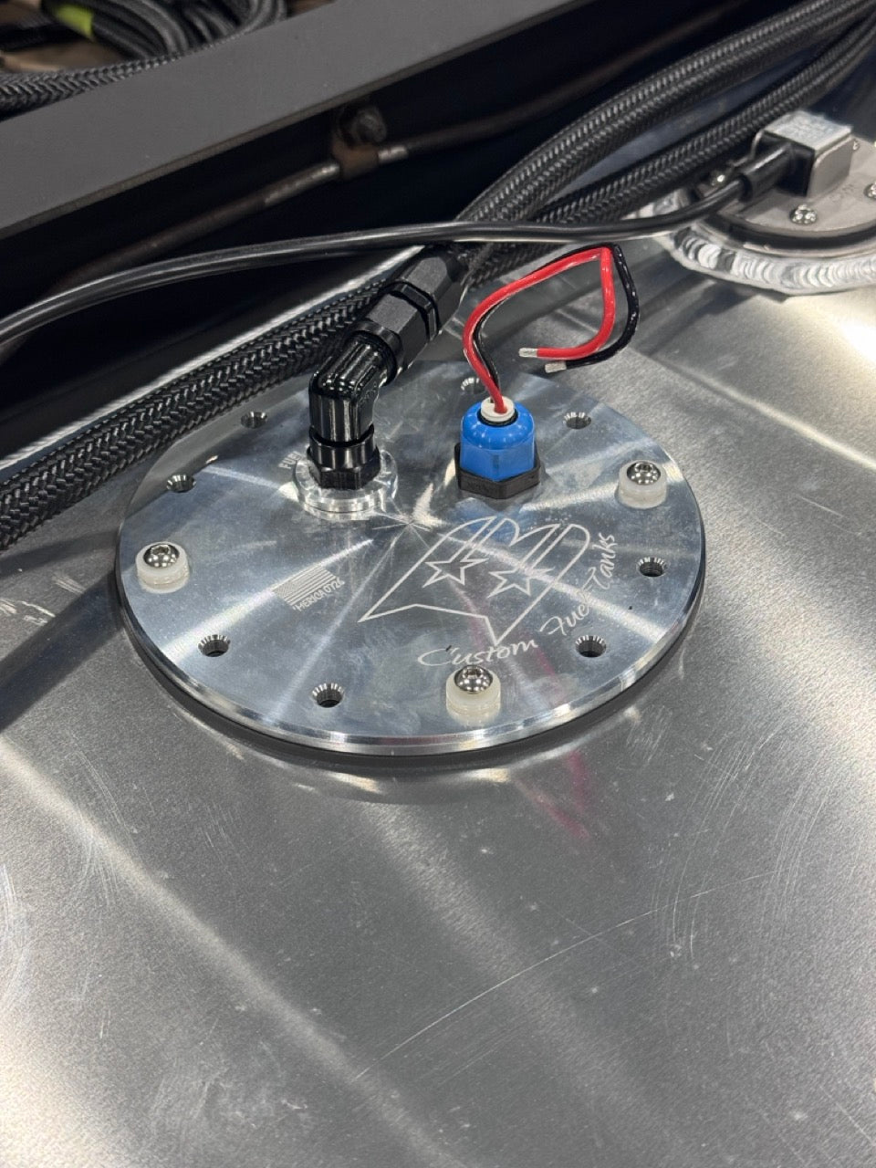 Boyd Aluminum Gas Tank (EFI/Side Fill) - 63-72 C10 / K10