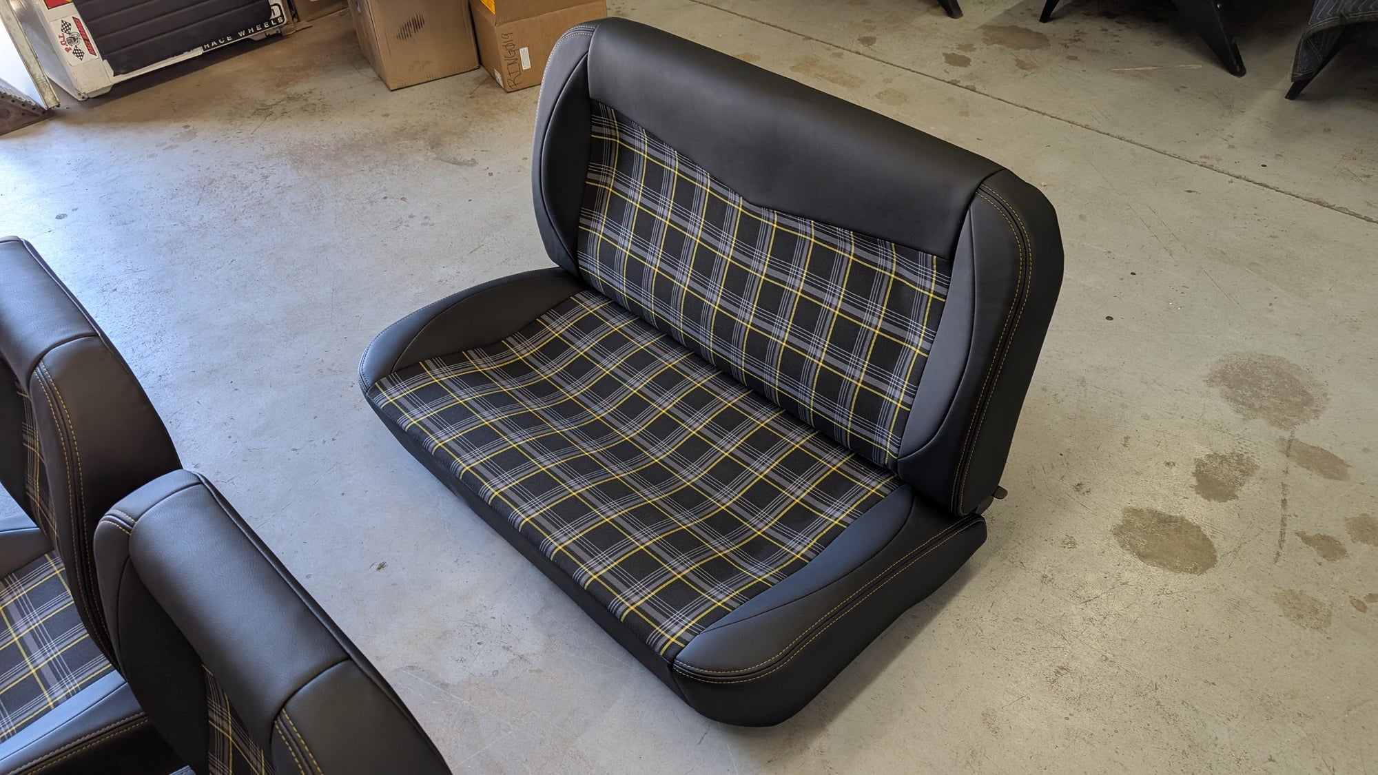 Titan 42" Rear Bench Seat - K5 Blazer / Jimmy