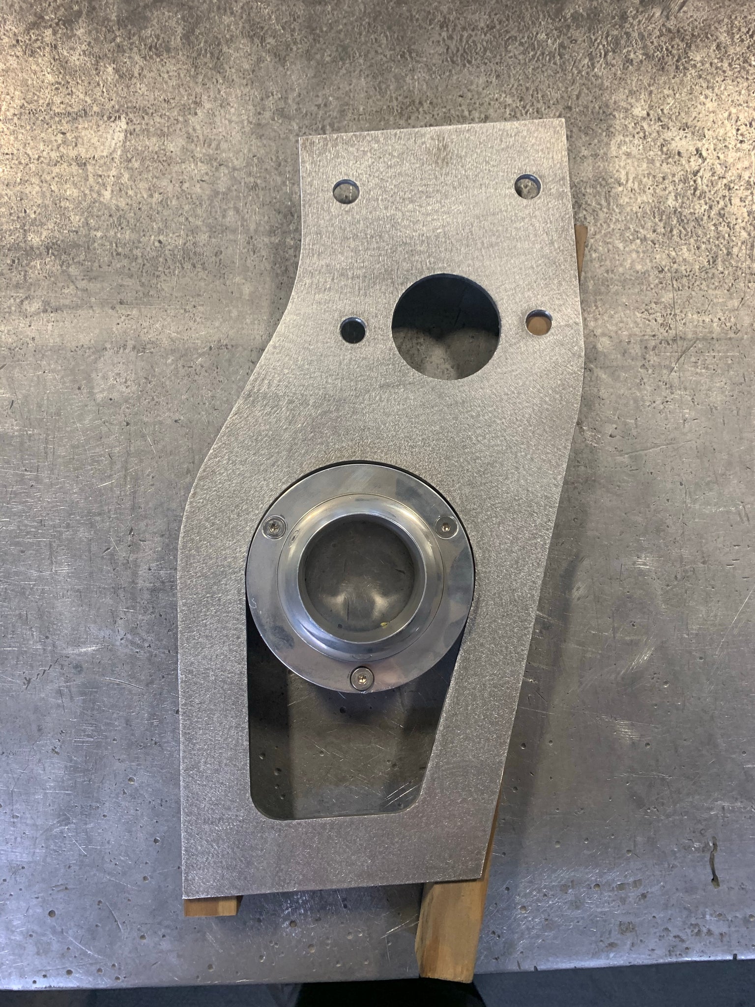 Hart Fab Firewall Support Brace - 67-72 C10