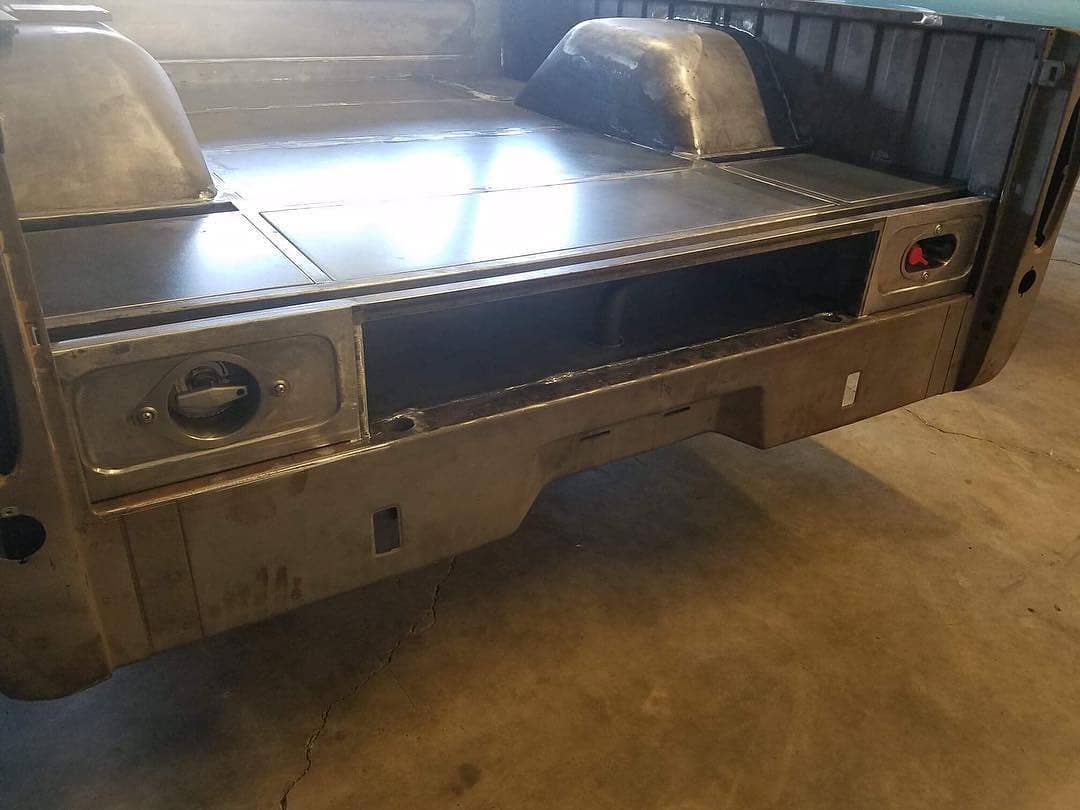 Hart Fab Charging Post Pocket