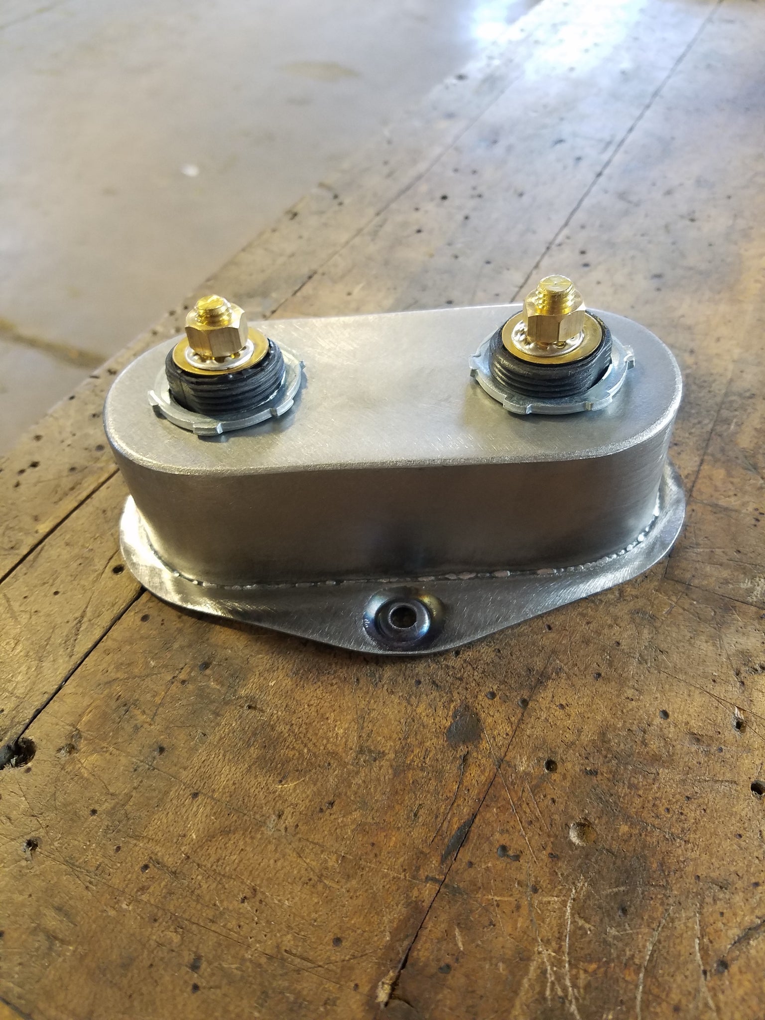 Hart Fab Charging Post Pocket