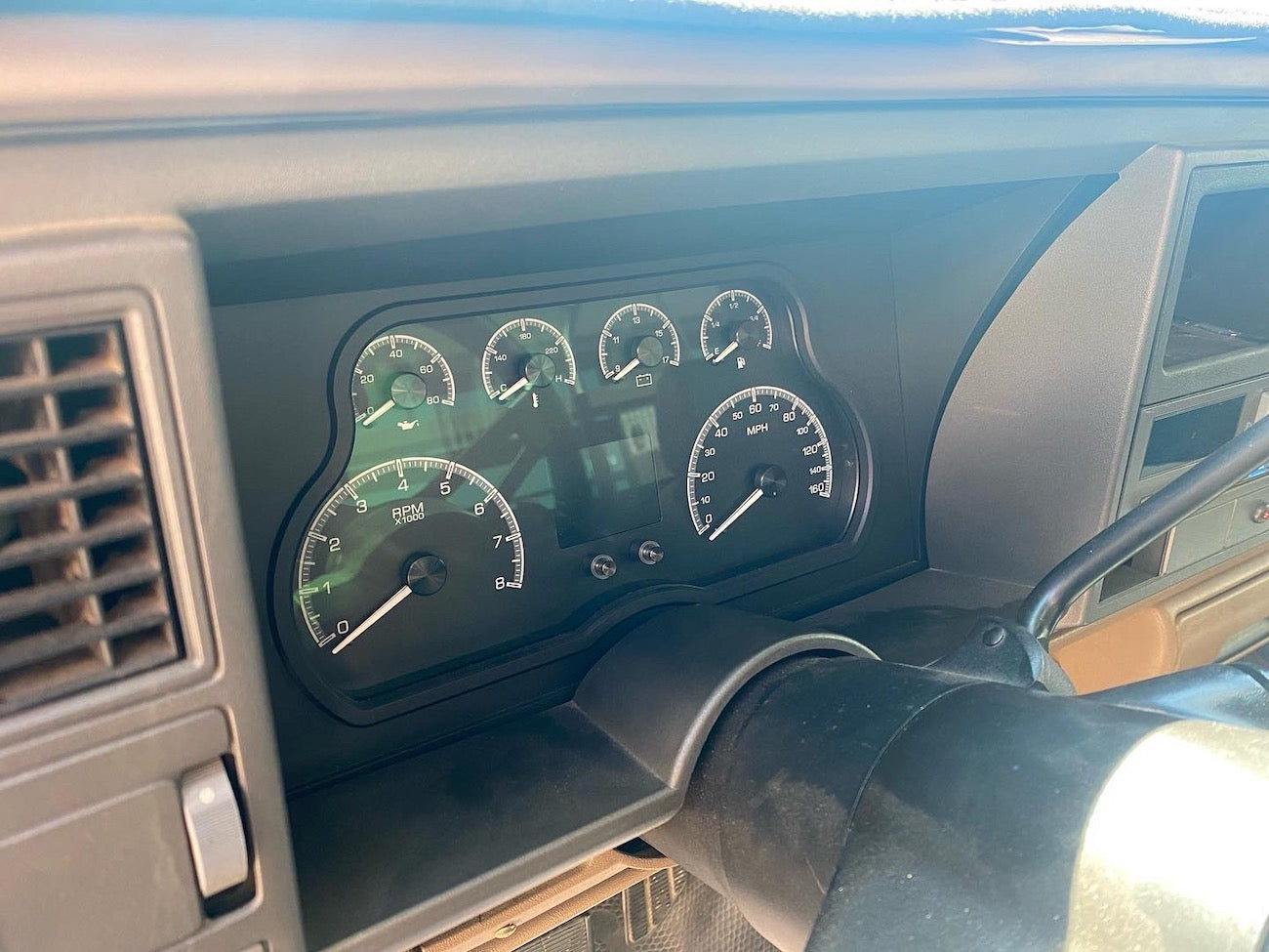 Dakota Digital HDX Gauges - 88-94 GM Truck / 92-94 SUV