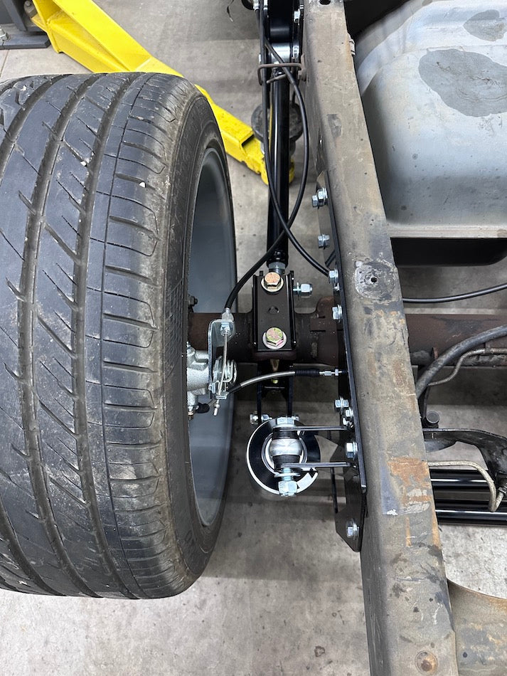 QA1 Rear Single Adjustable Coilover System - 88-98 C1500