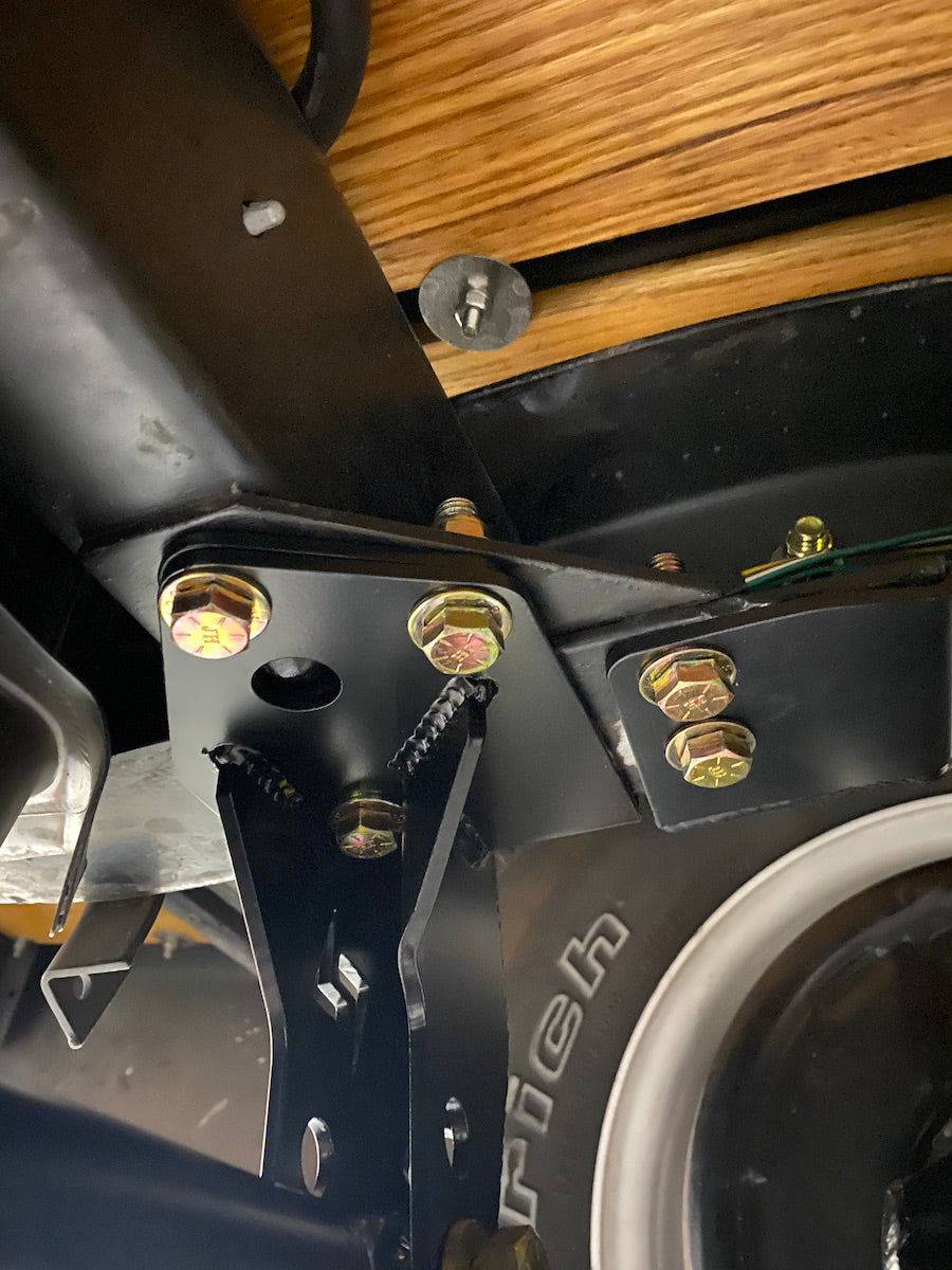 React Deluxe Panhard Bar Kit - 63-72 C10