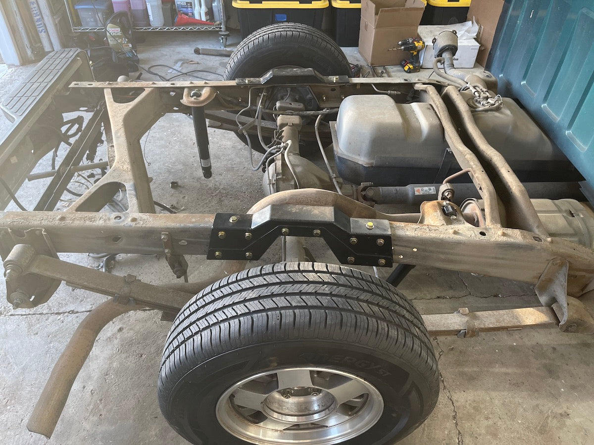 React Under Bed Step Notch - 88-98 C1500