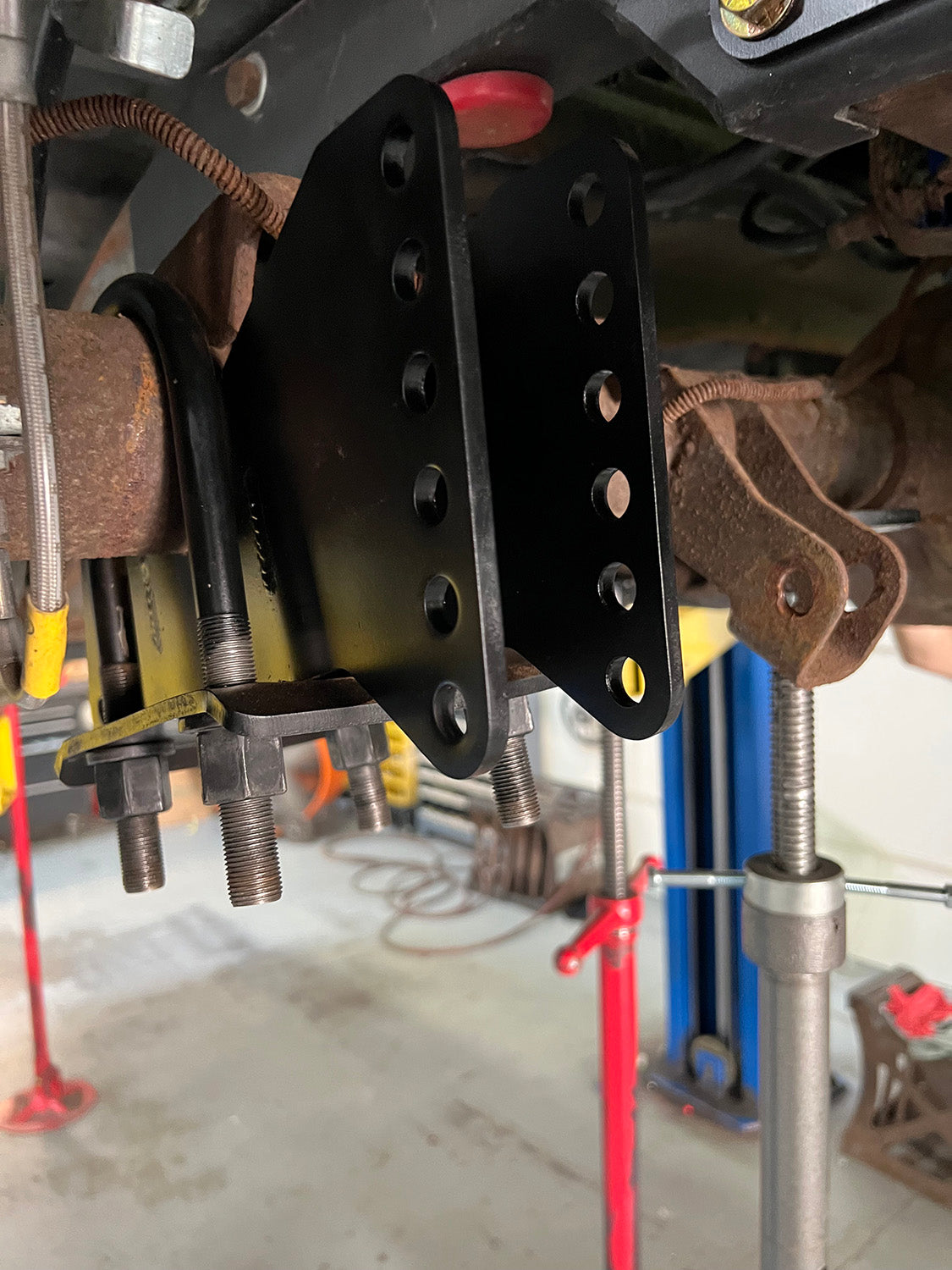 React Rear Coilover Kit - 96-99 2-Door 2wd Tahoe