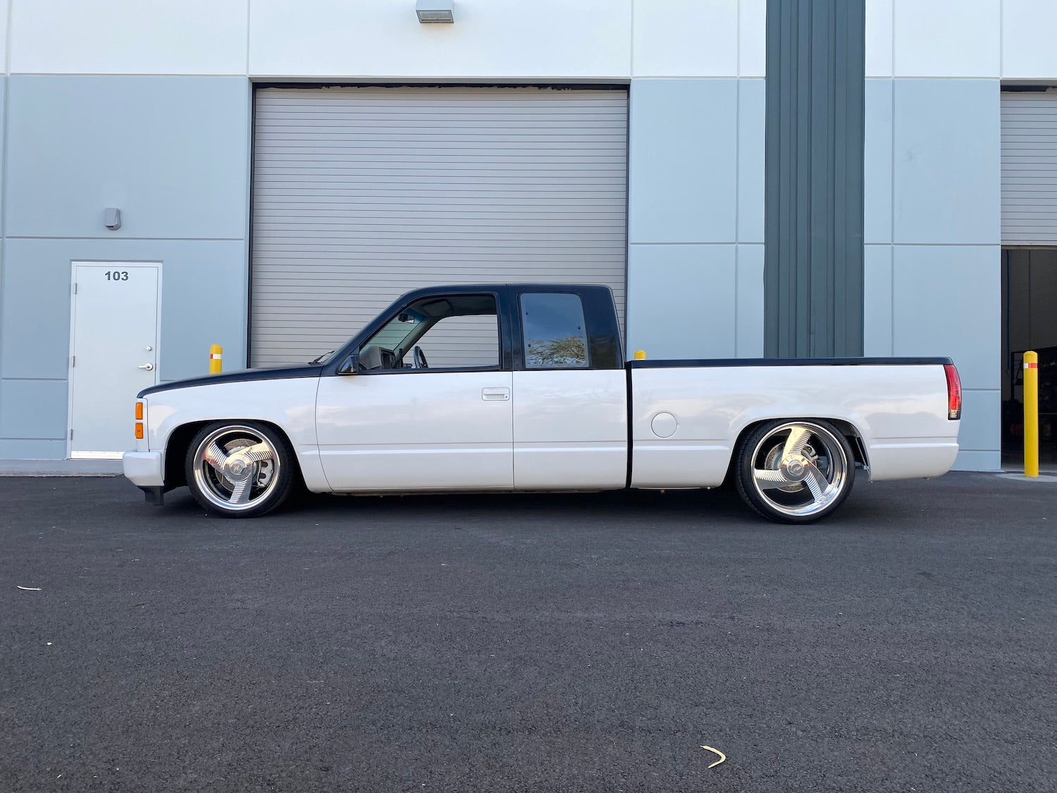 QA1 Front Single Adjustable Coilover Kit - 88-98 GM 2WD Truck / SUV