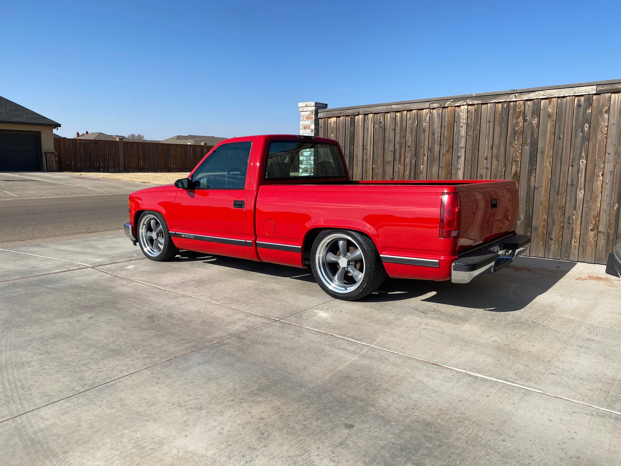 React 2" Modular Drop Spindles - 88-98 C1500 / 92-99 SUV