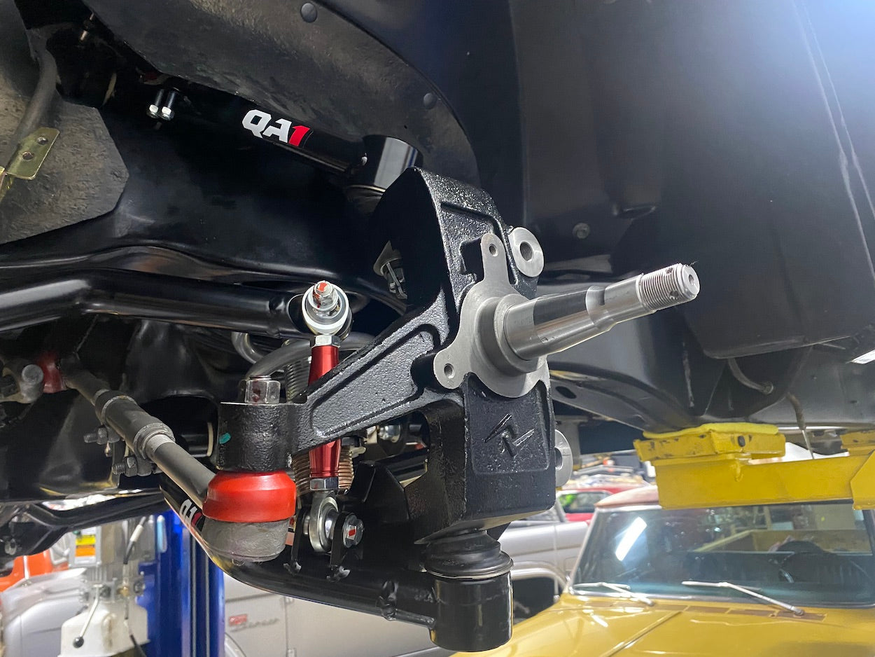 QA1 Front Double Adjustable Coilover System - 88-98 C1500 / 92-99 SUV