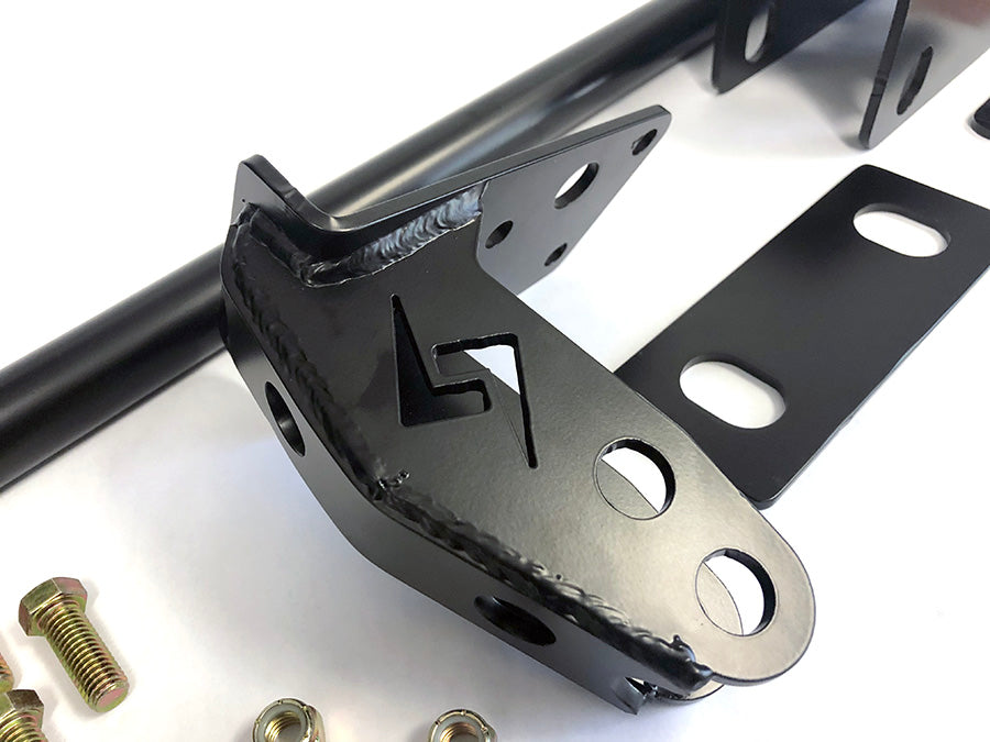 React Deluxe Panhard Bar Kit - 63-72 C10