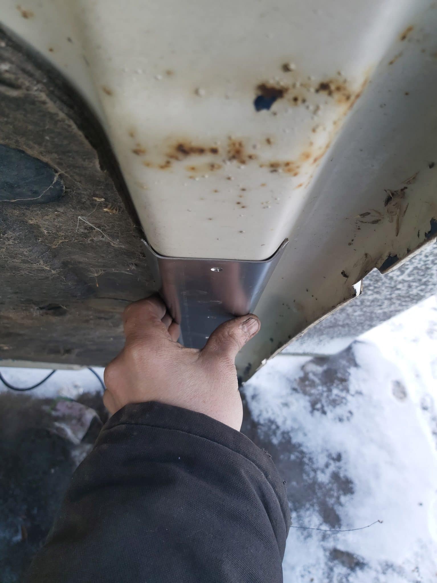 LS Fab Hood Braces - 73-80 C10